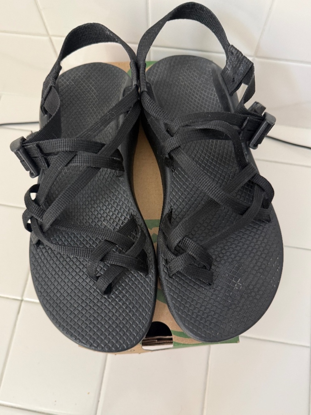 Chacos Women's ZX2 Classic Black Size 9. Like New